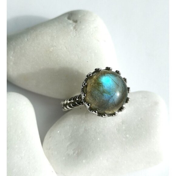 Cabochon Labradorite Ring in Sterling Silver Tudor Revival Design - Picture 9 of 9